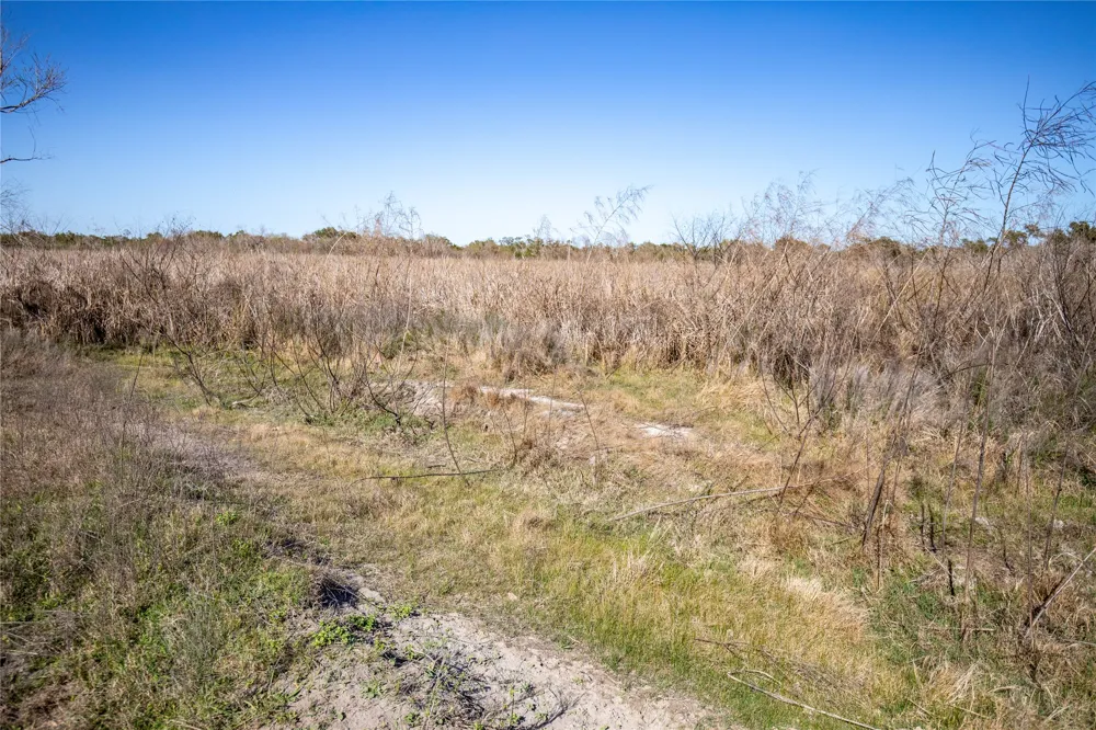 6498 Hwy 35 Rockport, TX 78382