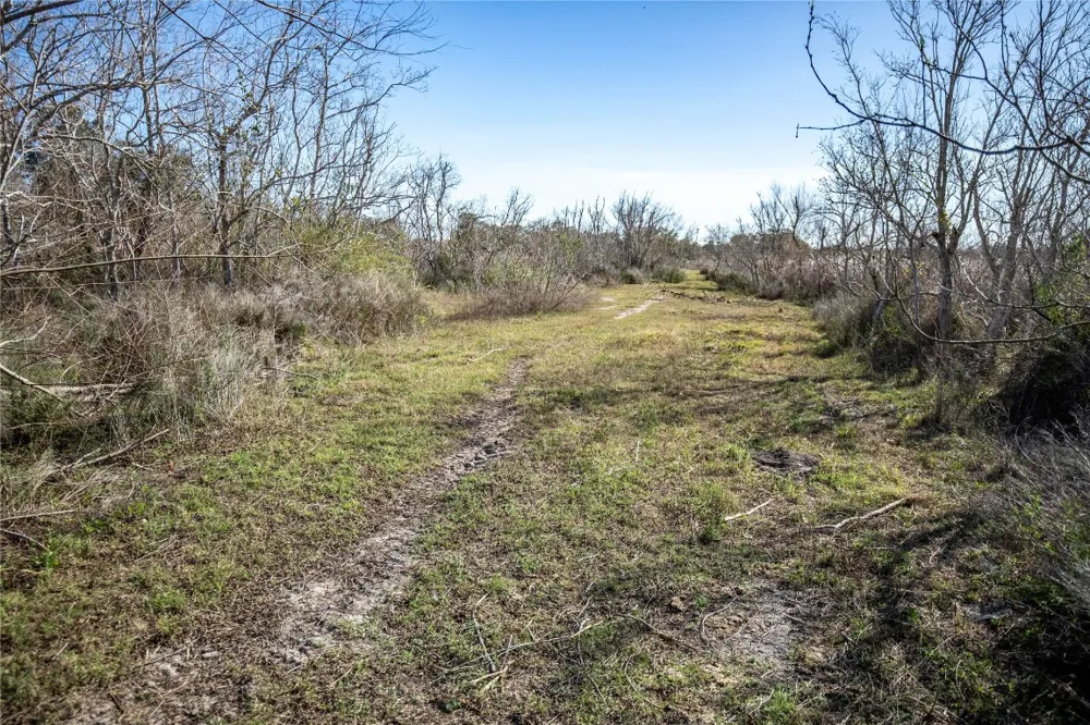 6498 Hwy 35 Rockport, TX 78382