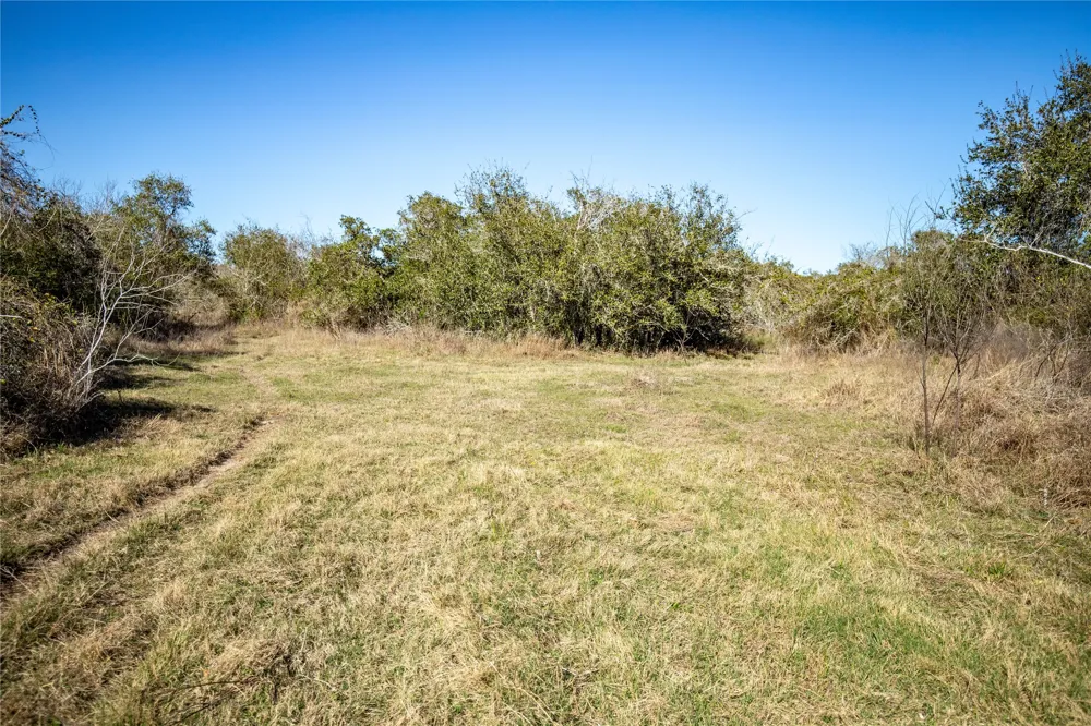 6498 Hwy 35 Rockport, TX 78382
