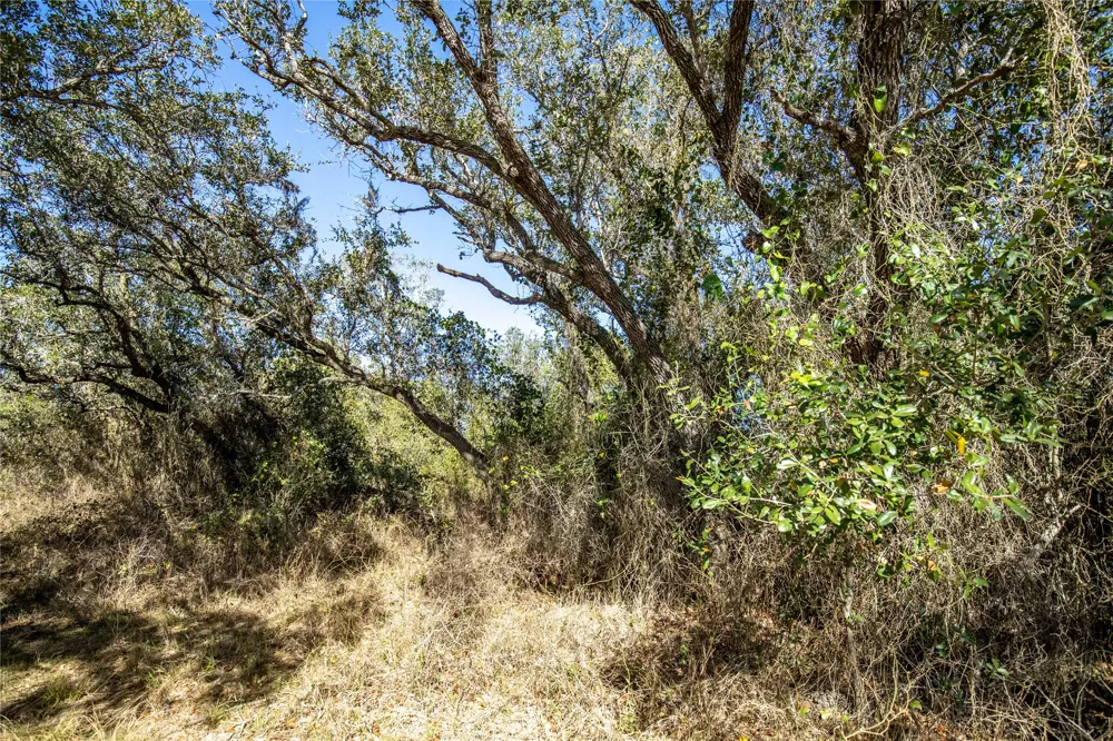 6498 Hwy 35 Rockport, TX 78382