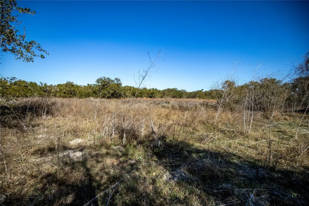 6498 Hwy 35 Rockport, TX 78382