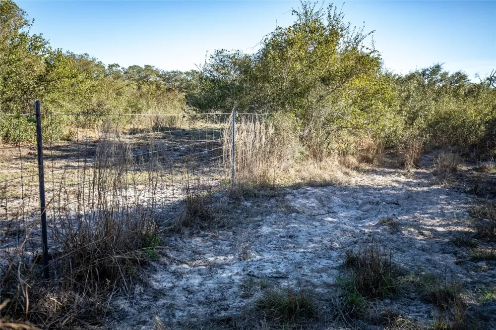 6498 Hwy 35 Rockport, TX 78382