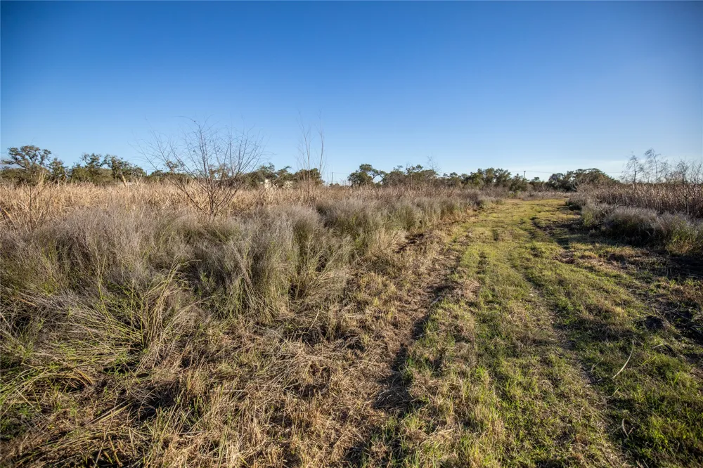 6498 Hwy 35 Rockport, TX 78382