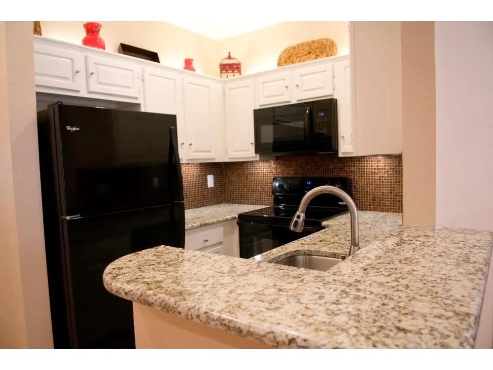 915 W 22 1/2 STREET #103 Austin, TX 78705