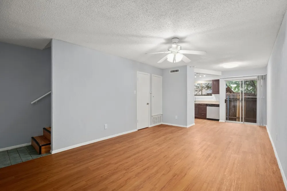 3415 Menchaca Road #109 Austin, TX 78704
