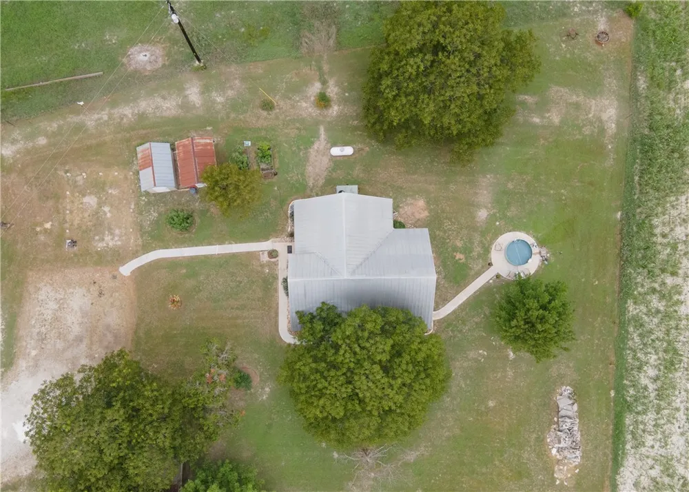 2201 County Road 311 Jarrell, TX 76537