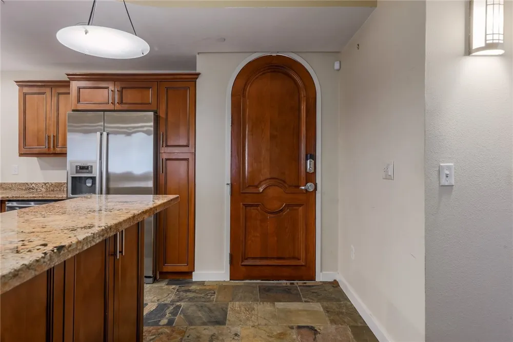 1812 West Avenue #501 Austin, TX 78701
