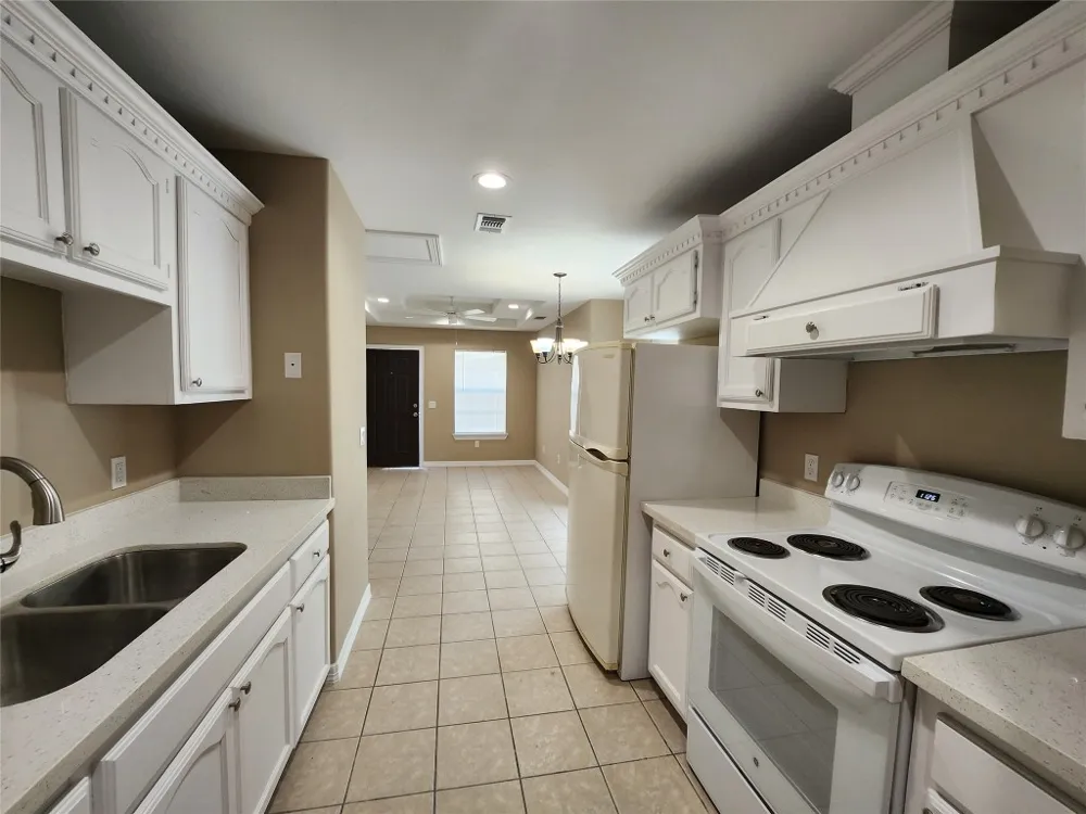7609 Villa Rama South Street #4 Mission, TX 78572