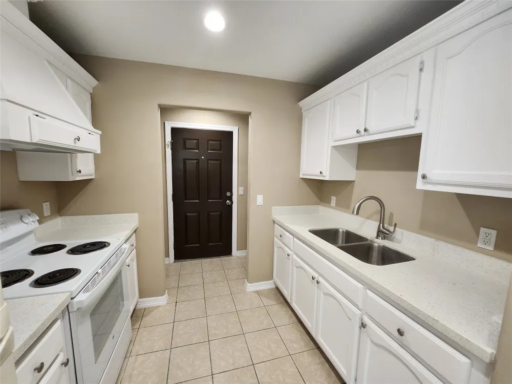 7609 Villa Rama South Street #4 Mission, TX 78572