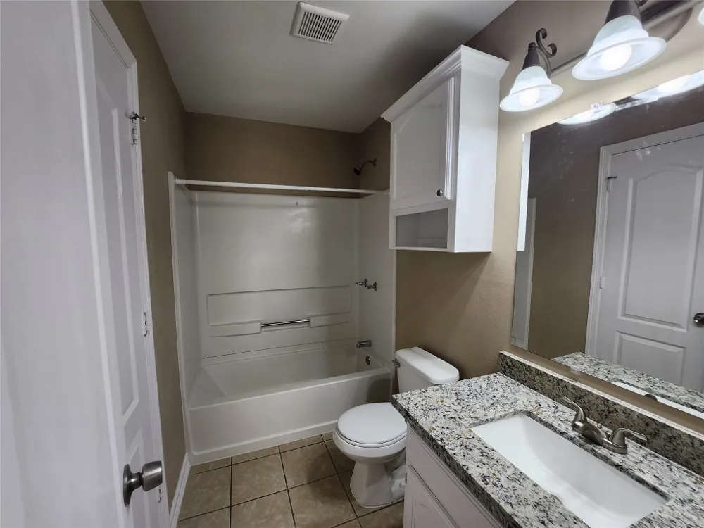 7609 Villa Rama South Street #4 Mission, TX 78572