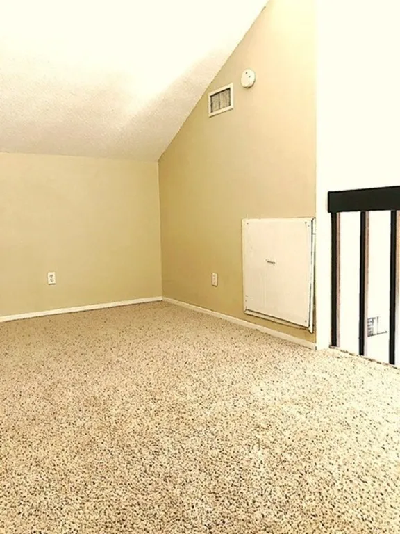 908 Poplar Street #202 Austin, TX 78705