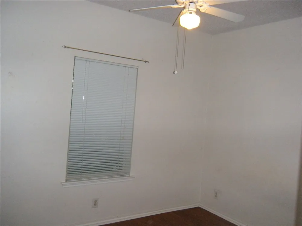2414 Longview Street #305 Austin, TX 78705