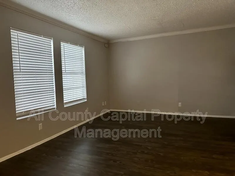 5426 Menchaca Road #214 Austin, TX 78745