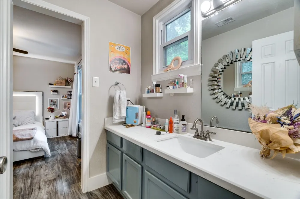 904 W 21st Street #217 Austin, TX 78705