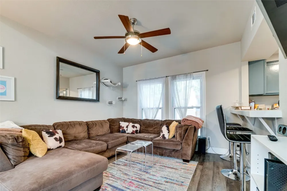904 W 21st Street #217 Austin, TX 78705