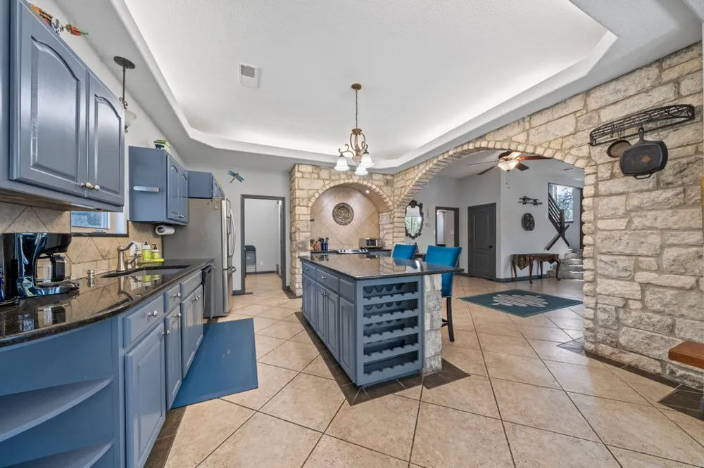 209 Lakeview Circle Spring Branch, TX 78070