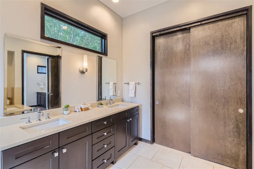 2113 Barbaro Way #14 Spicewood, TX 78669