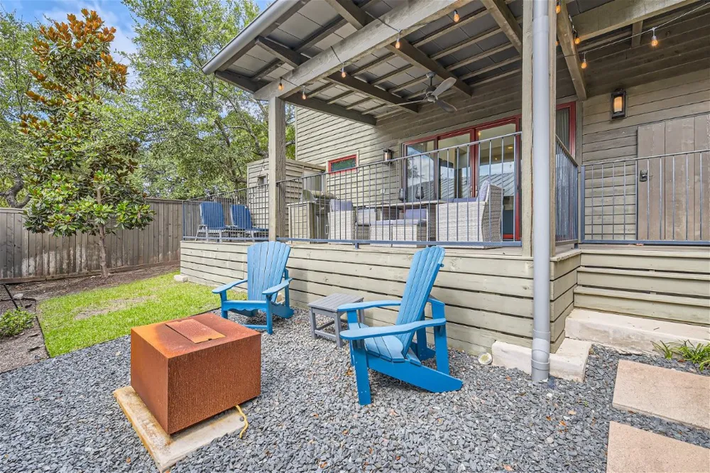 2113 Barbaro Way #14 Spicewood, TX 78669