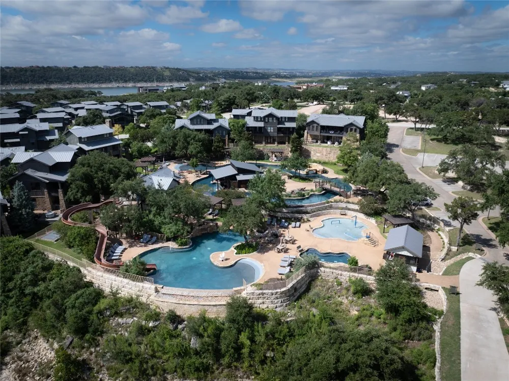 2113 Barbaro Way #14 Spicewood, TX 78669