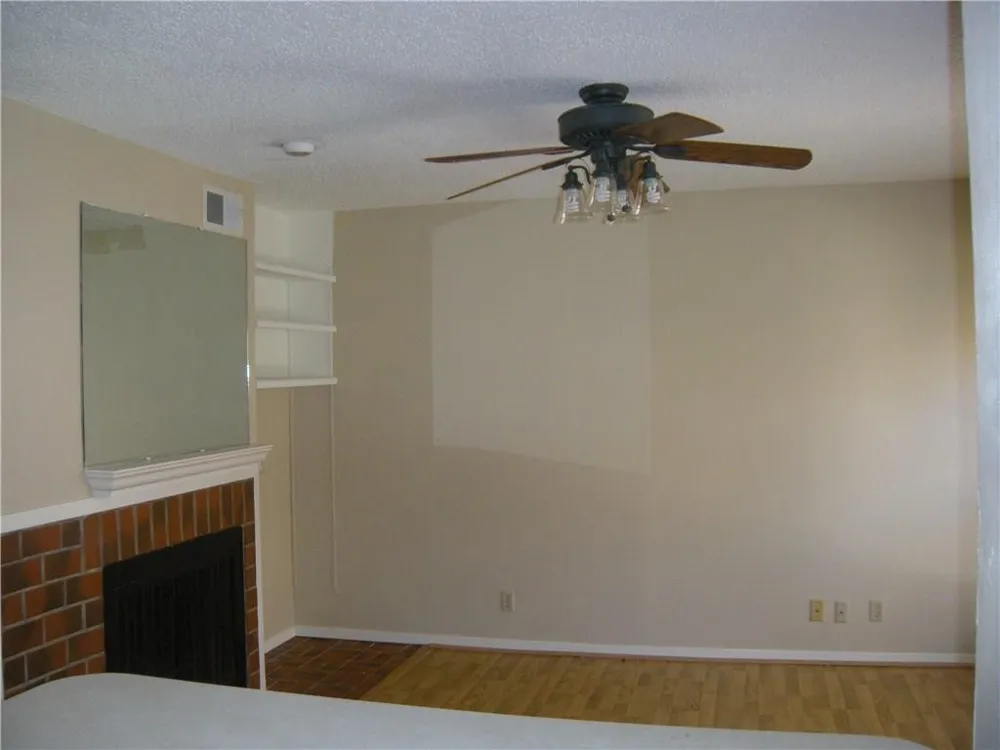 2110 RioGrande Street #302 Austin, TX 78705