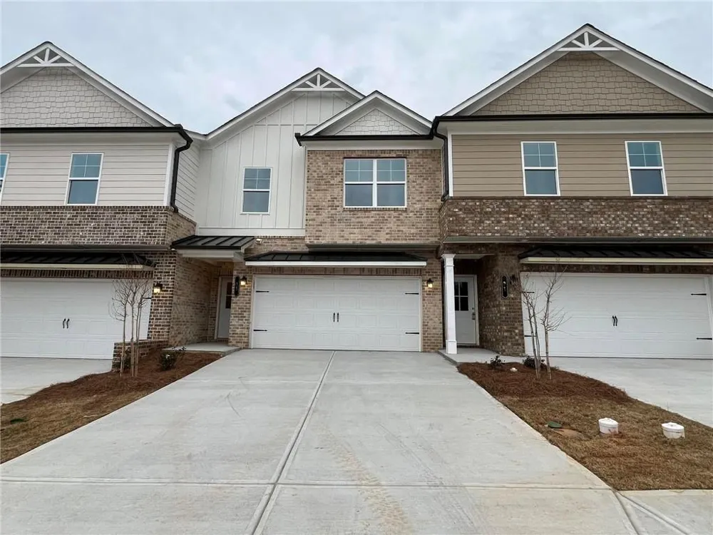 15 Creekside Commons Drive Hoschton, GA 30548