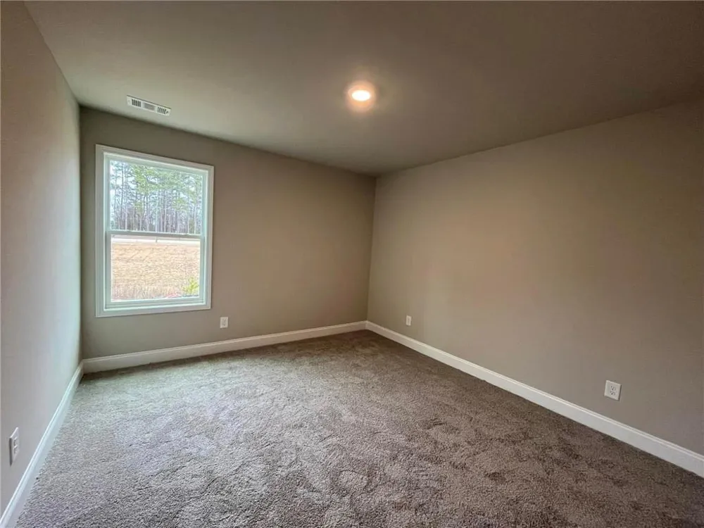 15 Creekside Commons Drive Hoschton, GA 30548