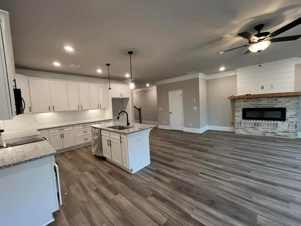 15 Creekside Commons Drive Hoschton, GA 30548