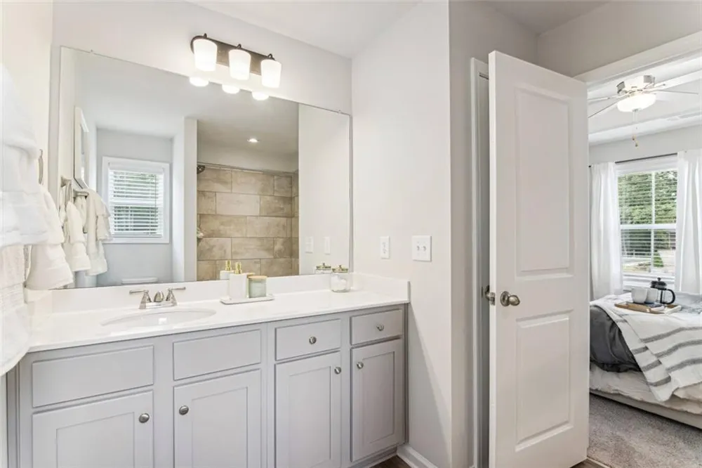 4005 Sunfish Lane #Plan B Alt Flowery Branch, GA 30542