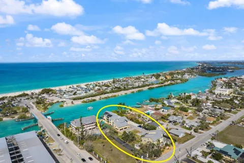 109 BAYSHORE ROAD #10