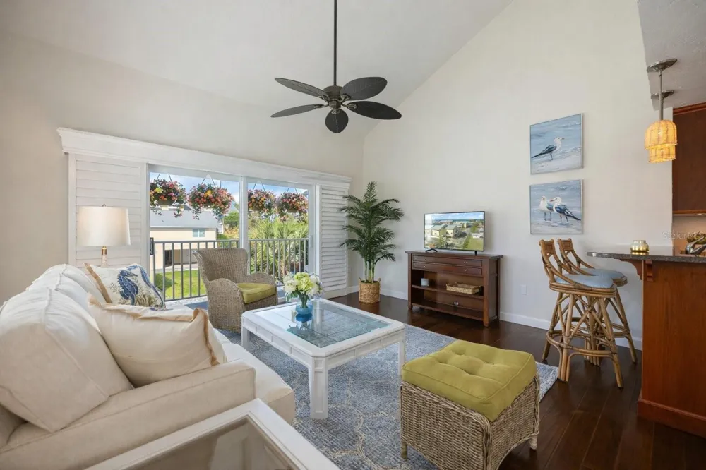 109 BAYSHORE ROAD #10 Nokomis, FL 34275