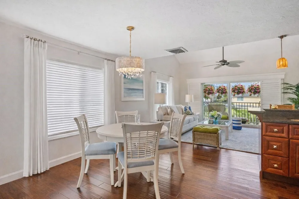 109 BAYSHORE ROAD #10 Nokomis, FL 34275