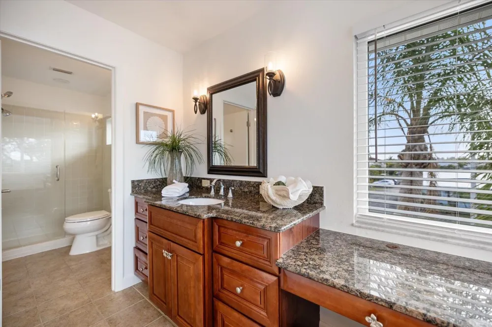 109 BAYSHORE ROAD #10 Nokomis, FL 34275