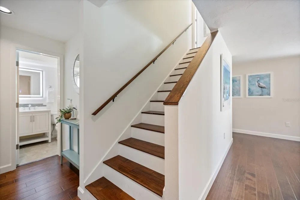 109 BAYSHORE ROAD #10 Nokomis, FL 34275