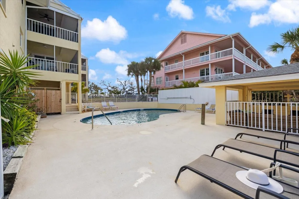 109 BAYSHORE ROAD #10 Nokomis, FL 34275