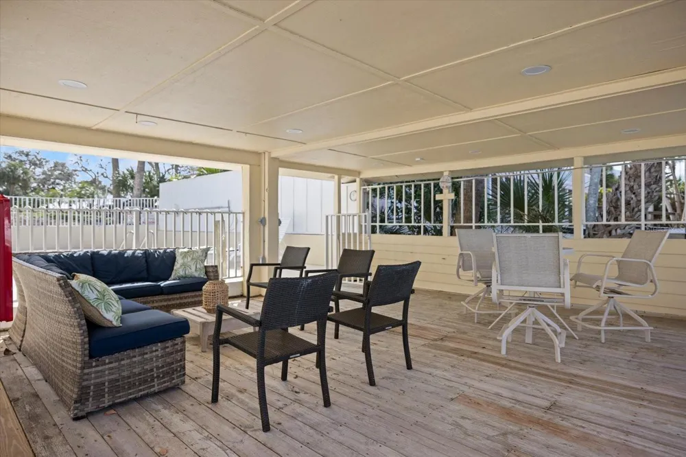 109 BAYSHORE ROAD #10 Nokomis, FL 34275