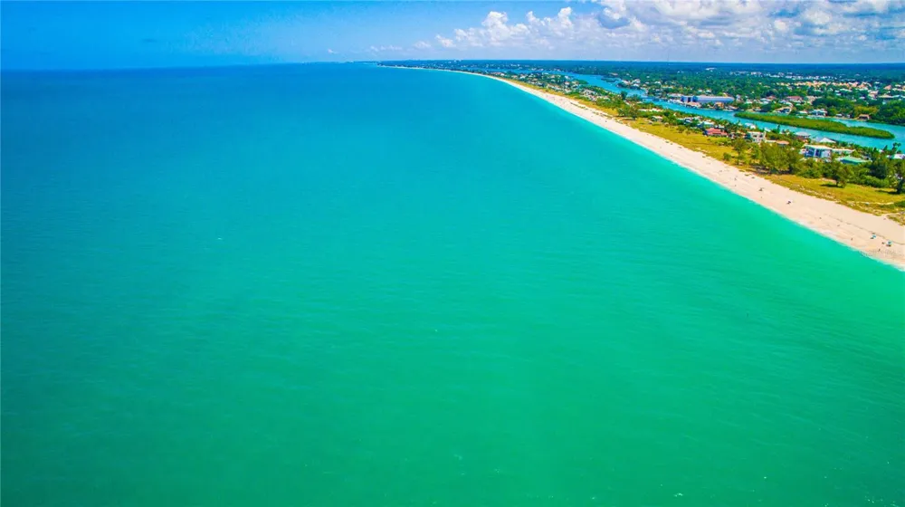 109 BAYSHORE ROAD #10 Nokomis, FL 34275