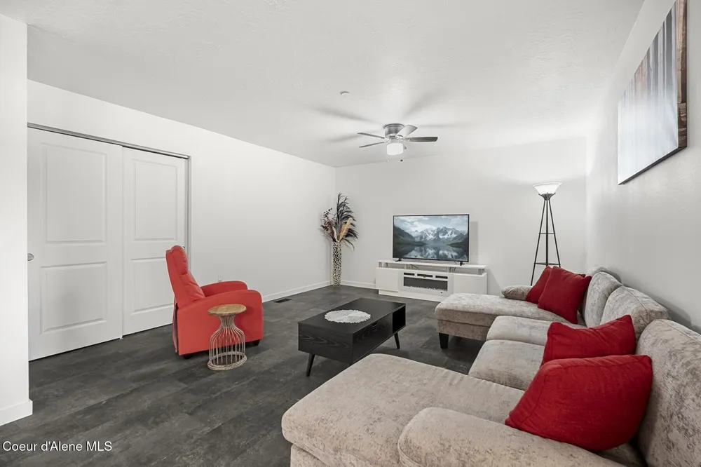 140 Railroad Avenue #Unit 4 Kellogg, ID 83837