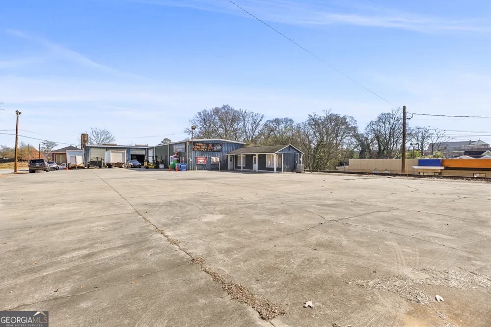 65 A Jefferson ST Newnan, GA 30263