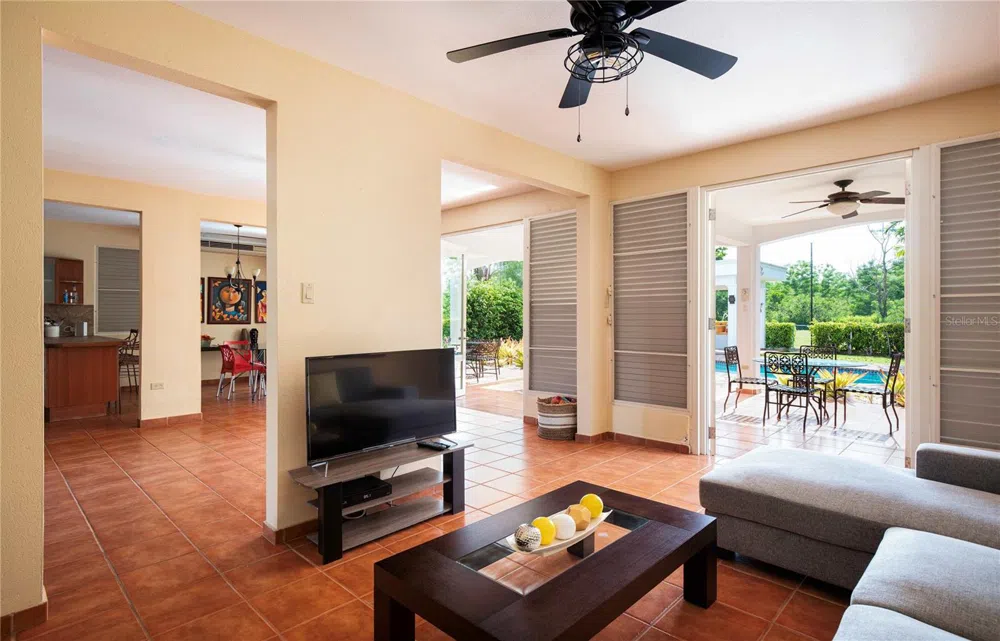29 HACIENDA CLUB GOLF Y PLAYA Cabo Rojo, PR 00623
