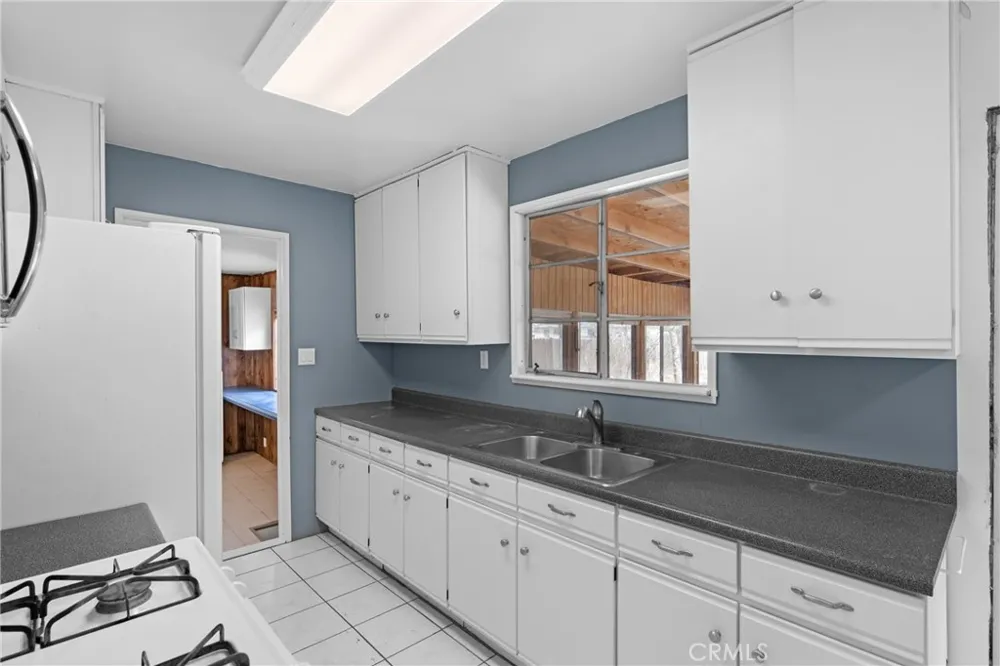 4814 Cebrian Avenue New Cuyama, CA 93254