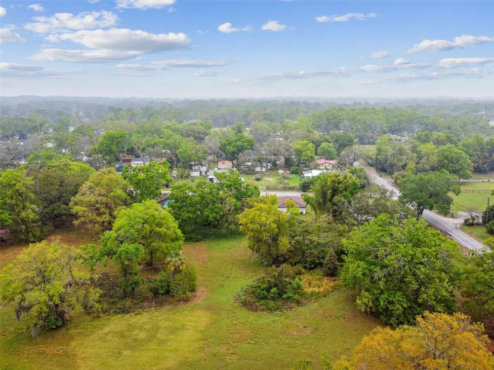 S TAYLOR ROAD Seffner, FL 33584