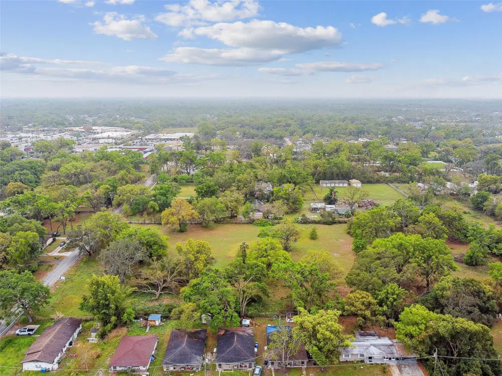 S TAYLOR ROAD Seffner, FL 33584