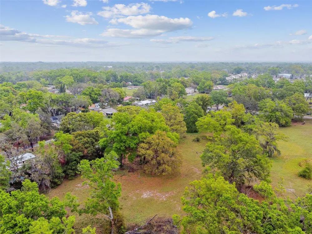 S TAYLOR ROAD Seffner, FL 33584