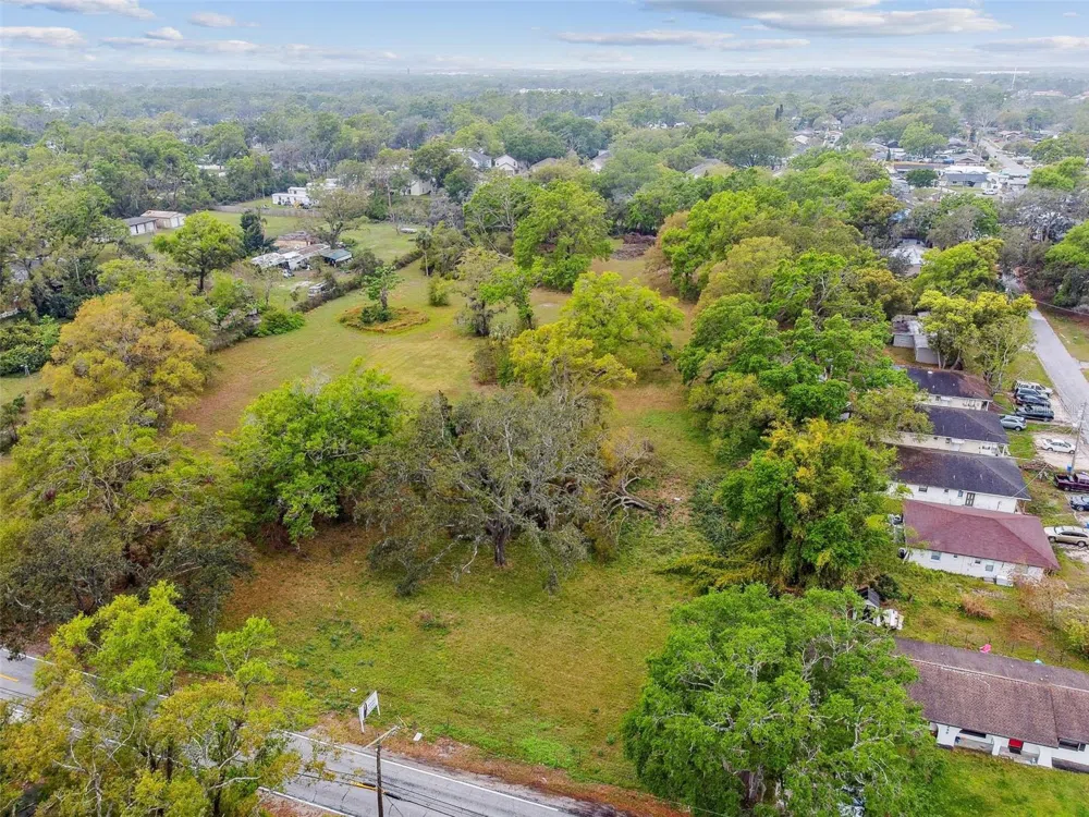 S TAYLOR ROAD Seffner, FL 33584