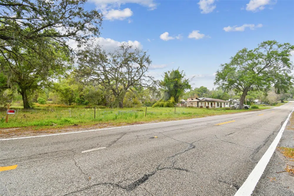 S TAYLOR ROAD Seffner, FL 33584