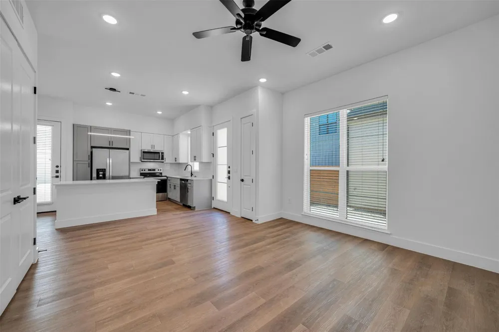 1601 Mustang Drive Marble Falls, TX 78654