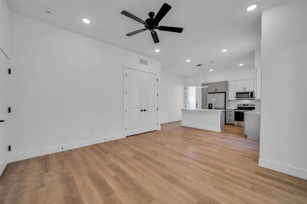 1601 Mustang Drive Marble Falls, TX 78654