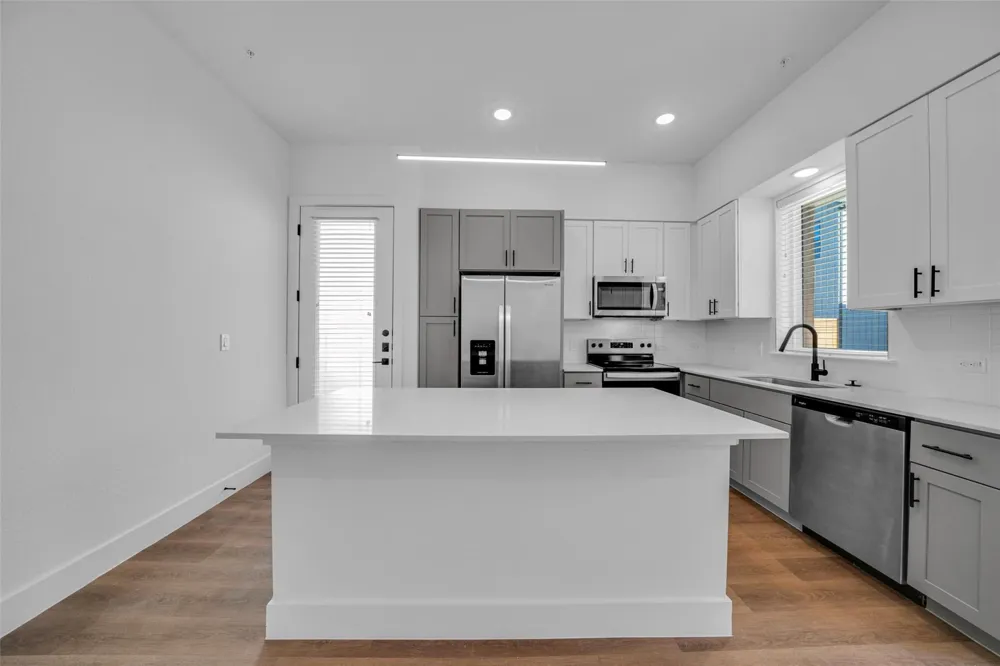 1601 Mustang Drive Marble Falls, TX 78654