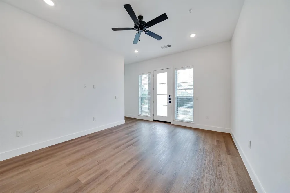 1601 Mustang Drive Marble Falls, TX 78654
