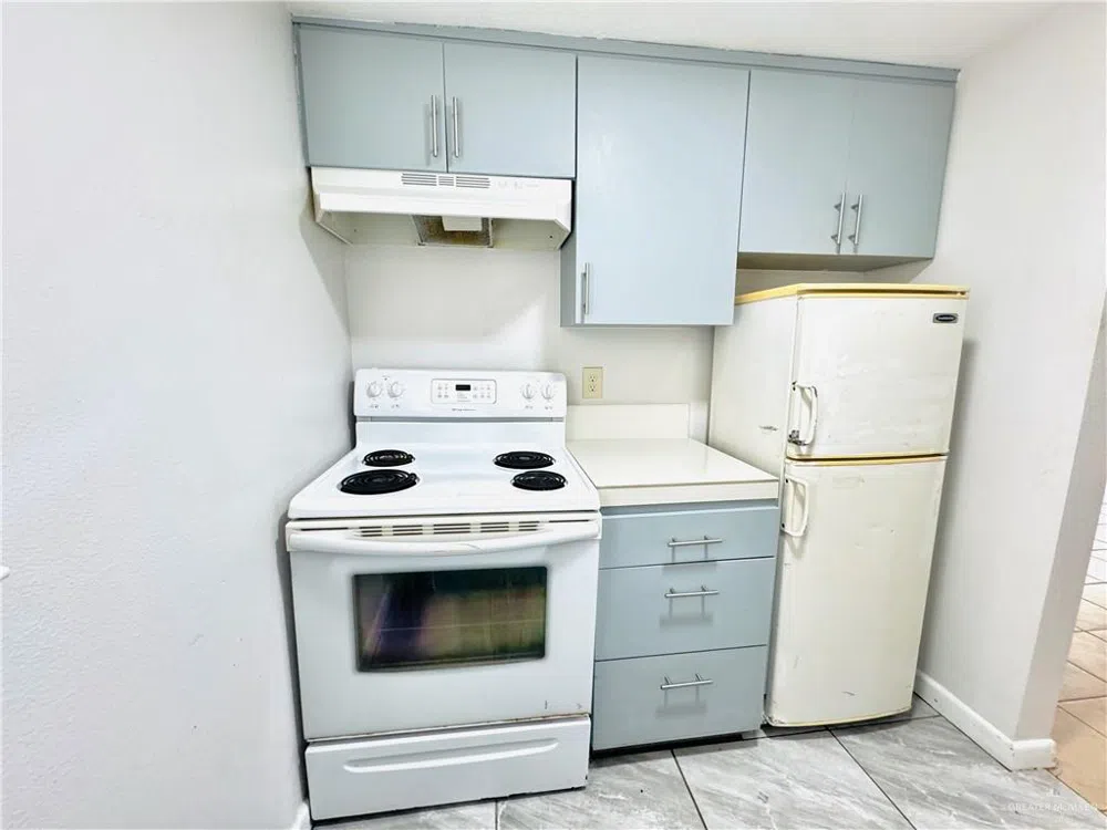 220 W 5th Street Weslaco, TX 78596